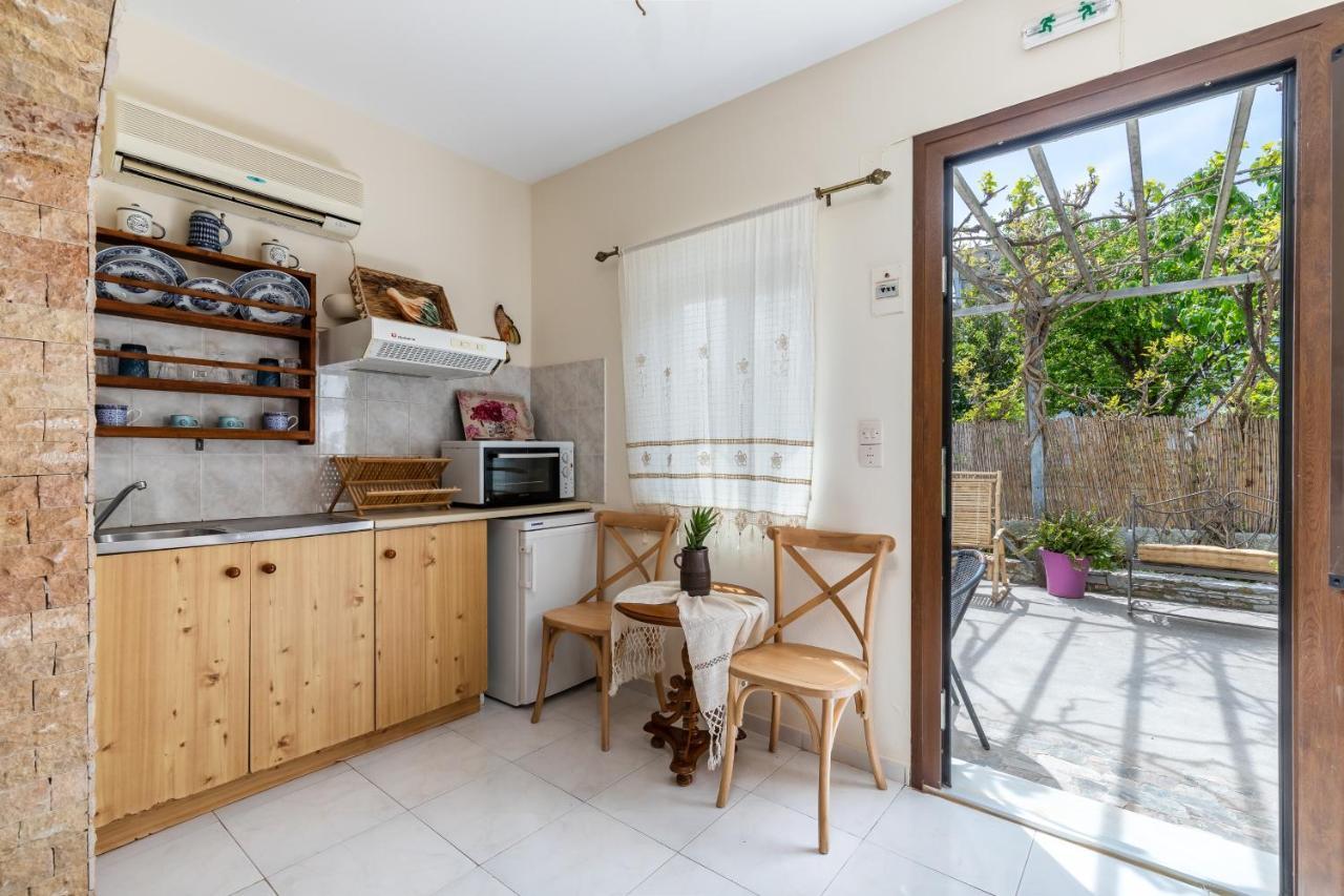 Yianna Cottage Studios Skopelos stad Exteriör bild